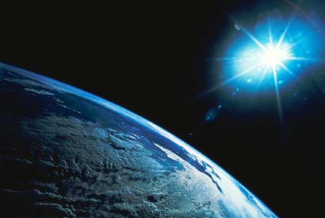 Как появилась жизнь на Земле, была ли она занесена с космоса? (видео)